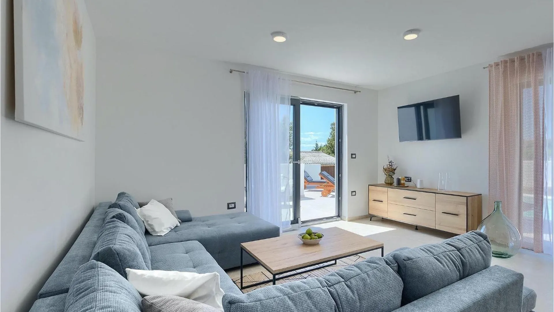 Amazing Home In Pula With 4 Bedrooms