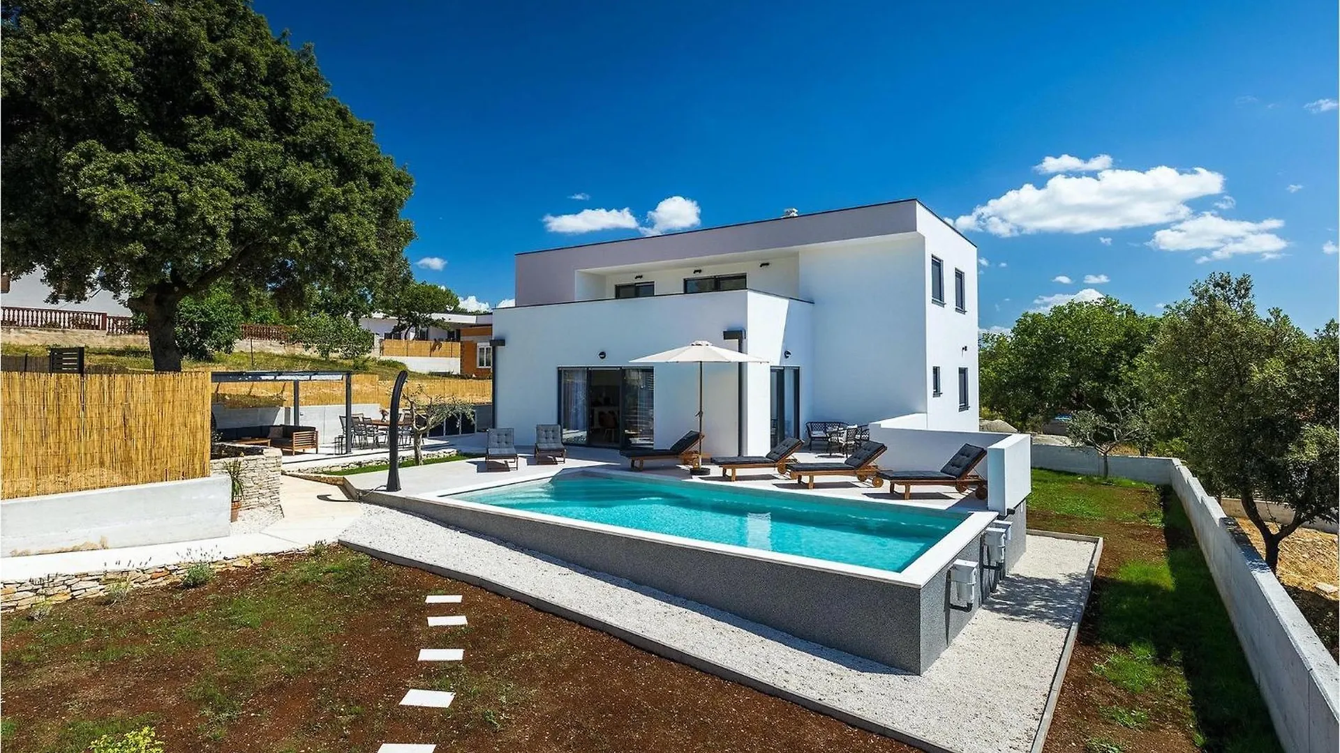 Amazing Home In Pula With 4 Bedrooms 0*,  Κροατία