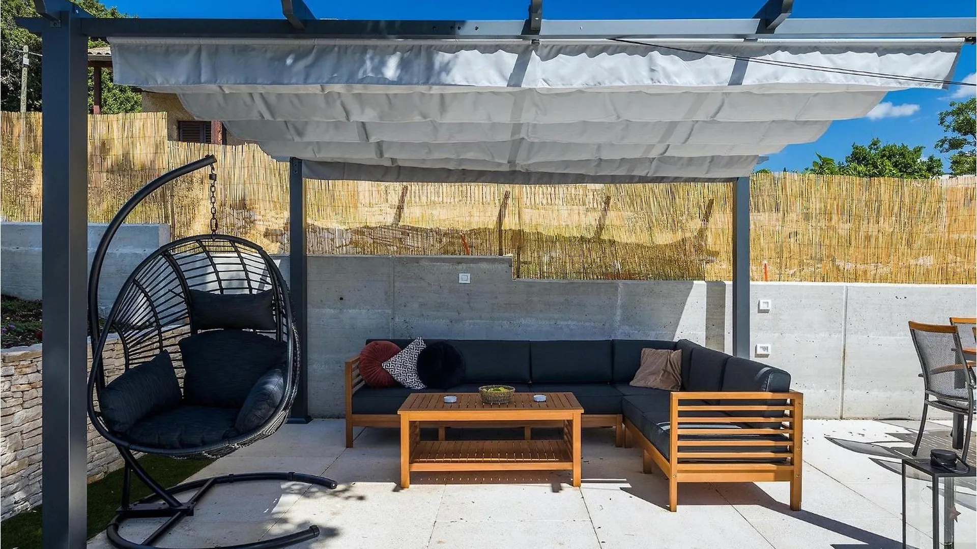 Amazing Home In Pula With 4 Bedrooms Σπίτι διακοπών