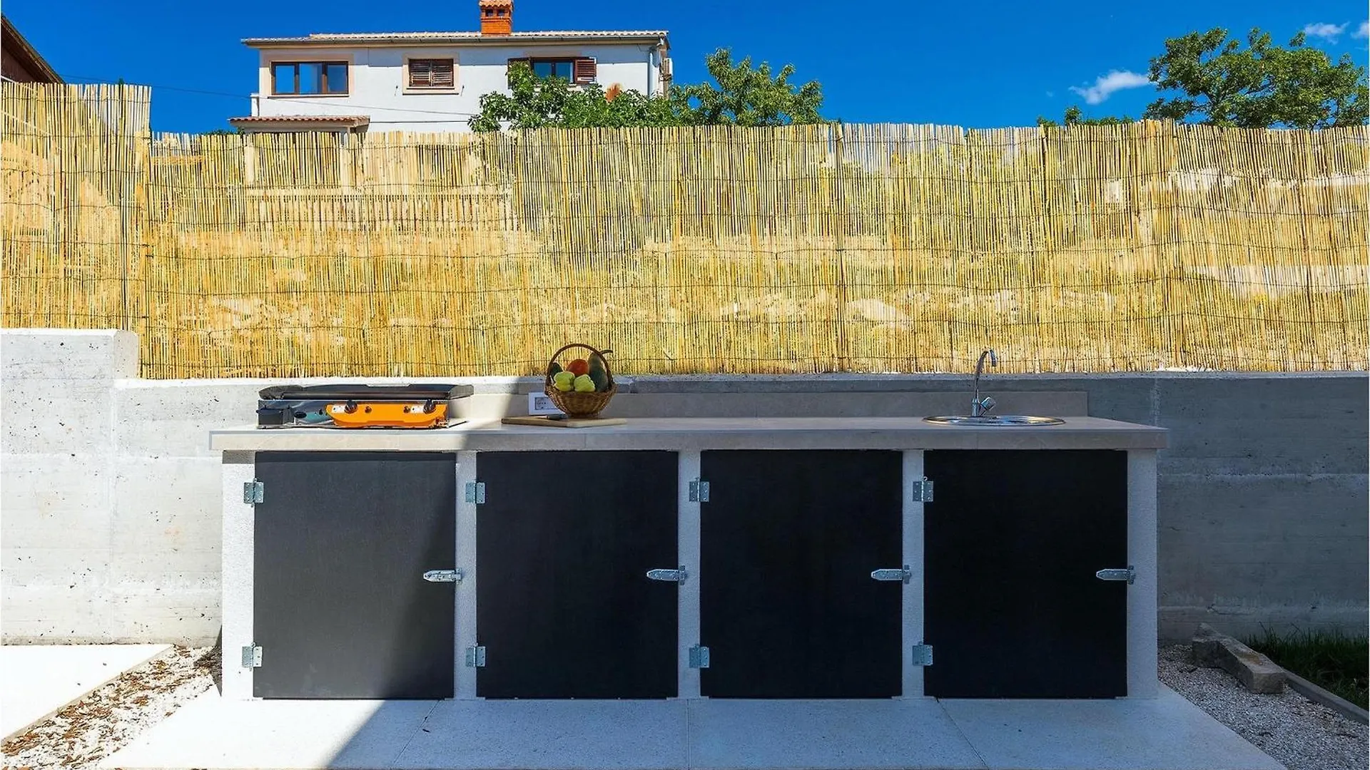 Amazing Home In Pula With 4 Bedrooms