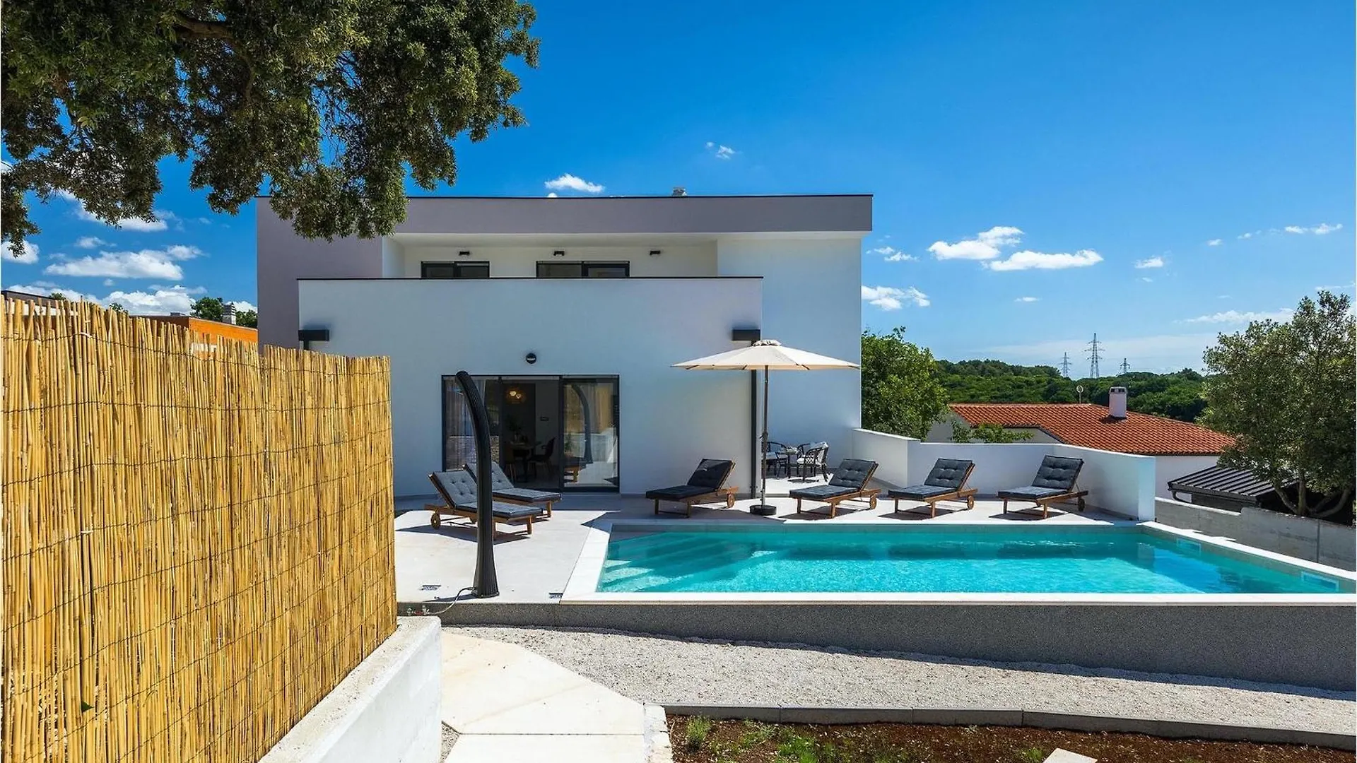 Amazing Home In Pula With 4 Bedrooms 0*,